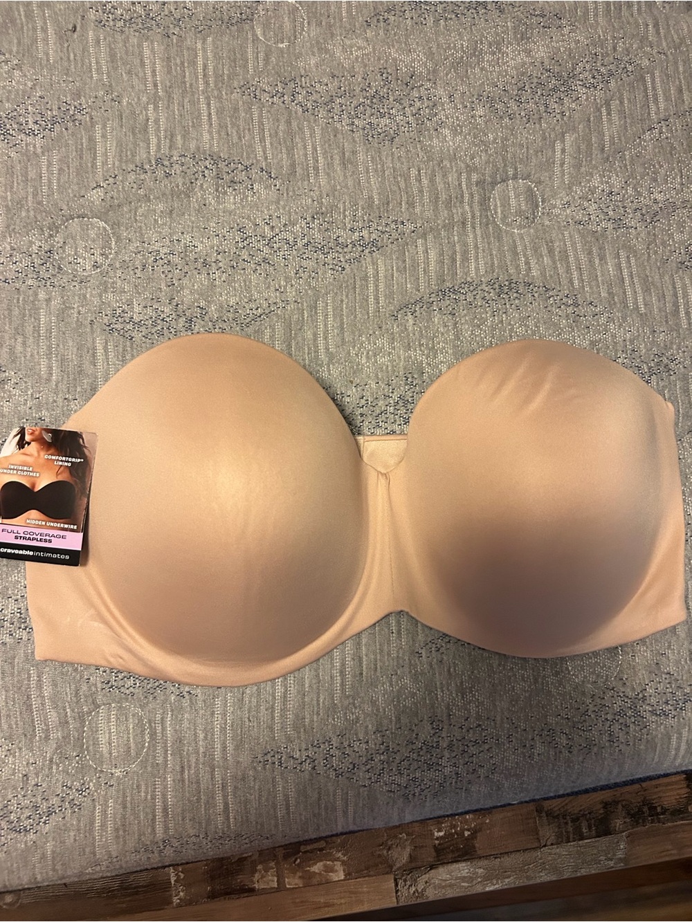 Strapless Full-Coverage Nude Bra